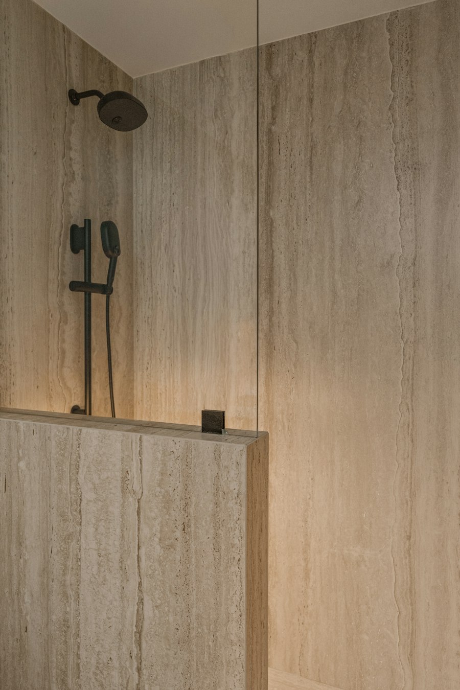 Classic Beige travertine